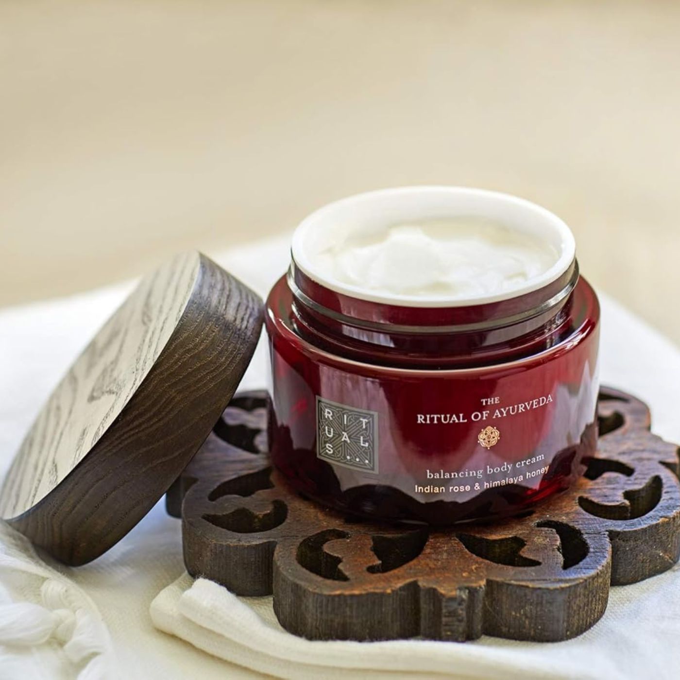 THE RITUAL OF AYURVEDA - BODY CREAM 220 Ml