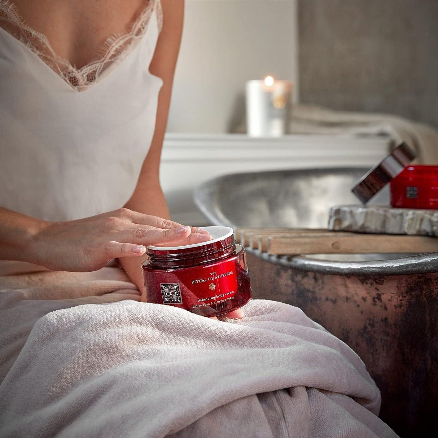 THE RITUAL OF AYURVEDA - BODY CREAM 220 Ml